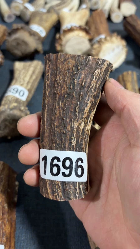 Antler Knife Handle Scale Blank #1696 – 108mm Natural Stag