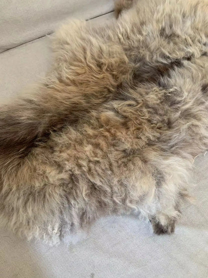 100% naturl sheepskin fur，Rare gradient colors Furry bedside blanket, leisure sofa cushion whole wool